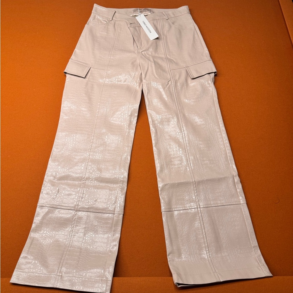 Naked Wardrobe Croc V-Waist Pant